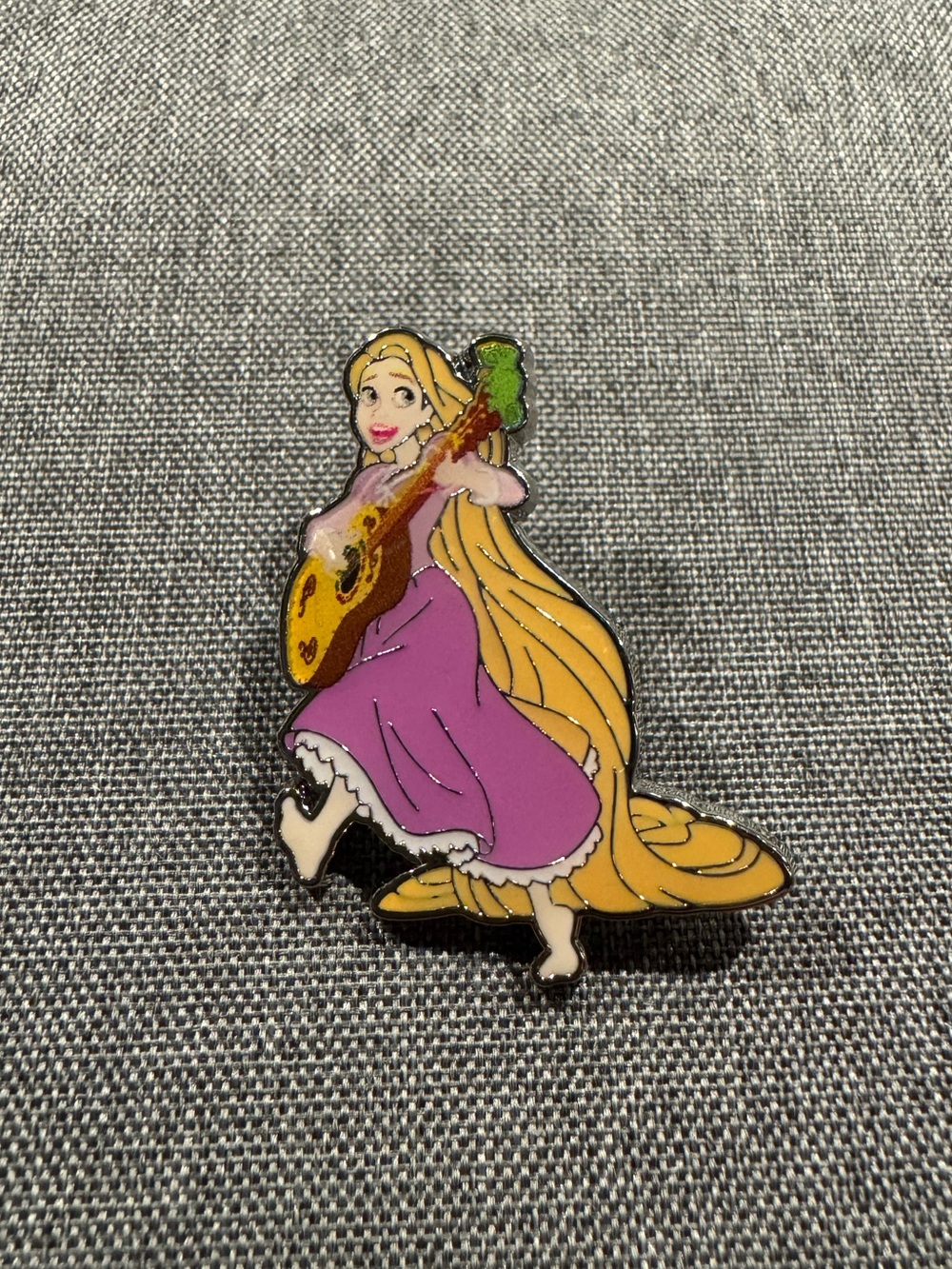 Disney tangled Rapunzel & Pascal Guitar Enamel Pin